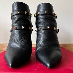 Valentino Garavani Rockstud Booties